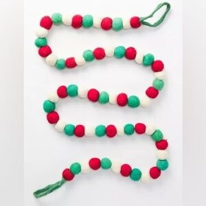 NWT Peppermint Square Christmas Garland